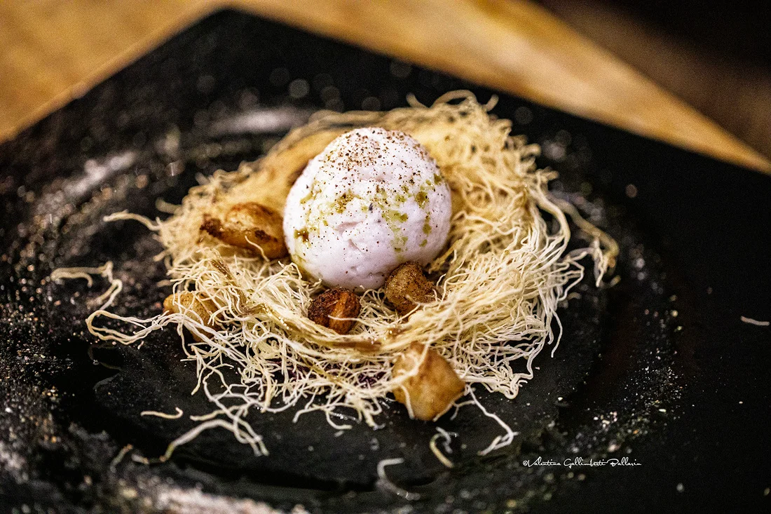 Dessert gourmet a forma di nido